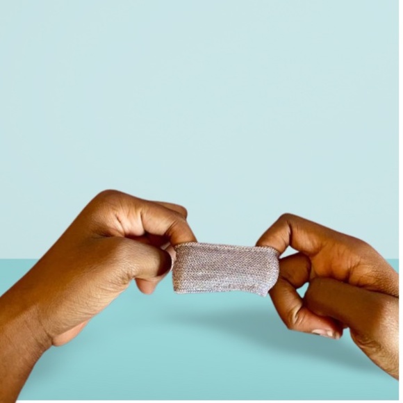 Glittery Grey tube top for Barbie - Picture 2 of 4